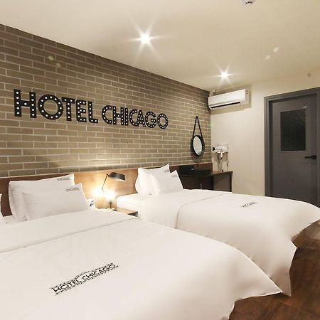 Hotel Chicago Jinju Extérieur photo