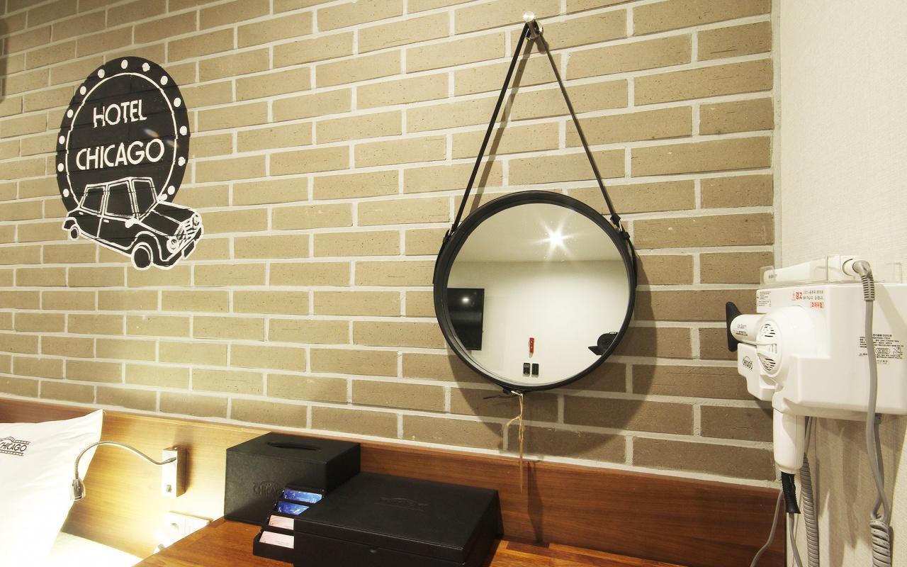 Hotel Chicago Jinju Extérieur photo